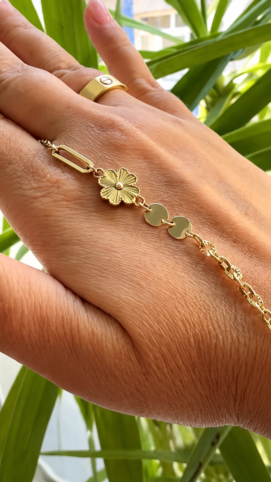 14K Gold Floral Bracelet – 2.47 g