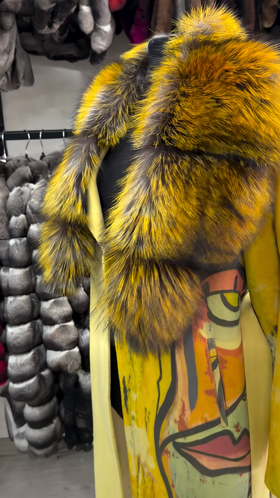Cashmere Coat with Fox-Fur Collar – Order Only