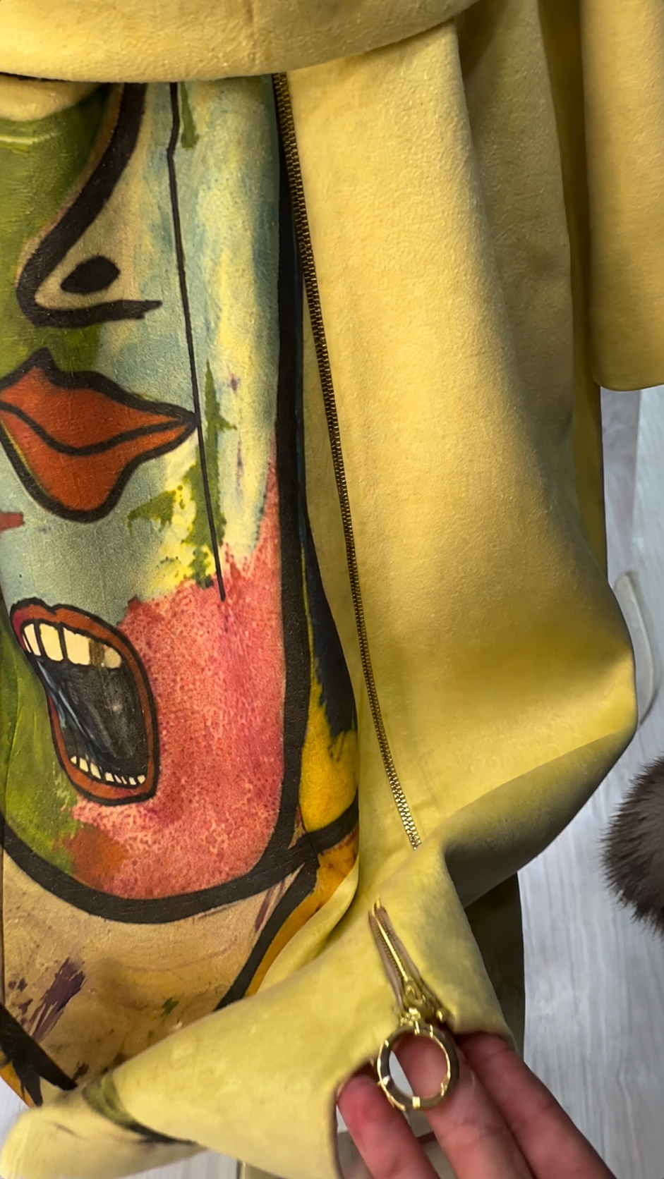 Cashmere Coat with Fox-Fur Collar – Order Only